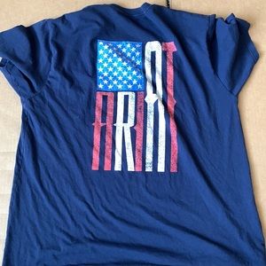 Mens Ariat T-shirt size: L
